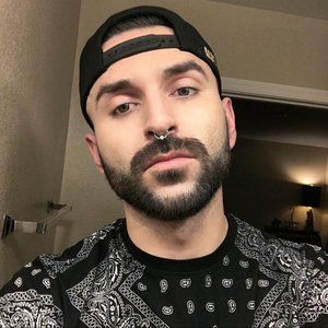 Meet your Posher, Vance